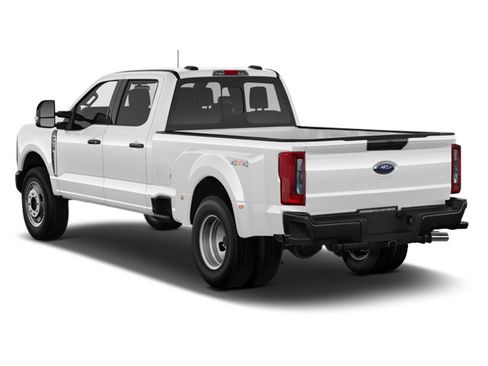 Used 2023 Ford F450 King Ranch w/ Chrome Package AWD/4WD image 2