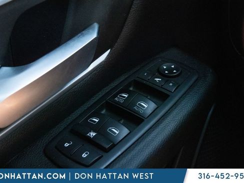 Used 2020 RAM 1500 Big Horn AWD/4WD image 10