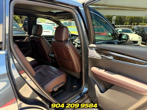 Used 2020 Cadillac XT6 Premium Luxury FWD image 34