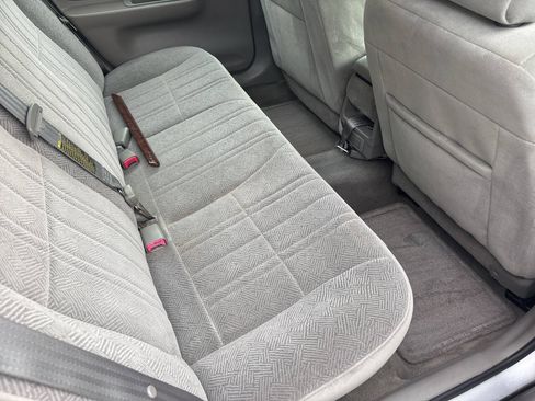 Used 2001 Chevrolet Impala FWD image 8