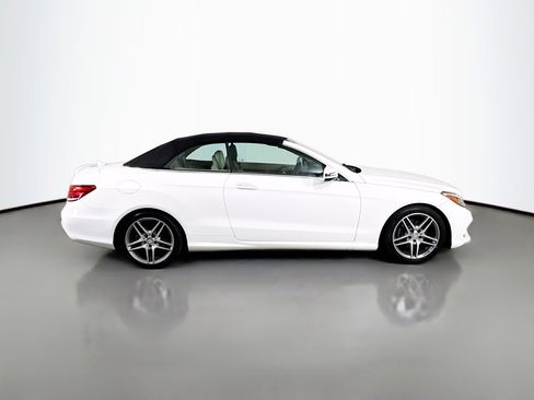 Used 2016 Mercedes-Benz E 400 E 400 image 11