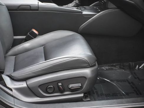 Used 2019 Lexus ES 300h w/ Premium Package FWD image 25