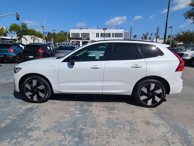 Used 2024 Volvo XC60 T8 Plus w/ Protection Package Premier AWD/4WD image 6