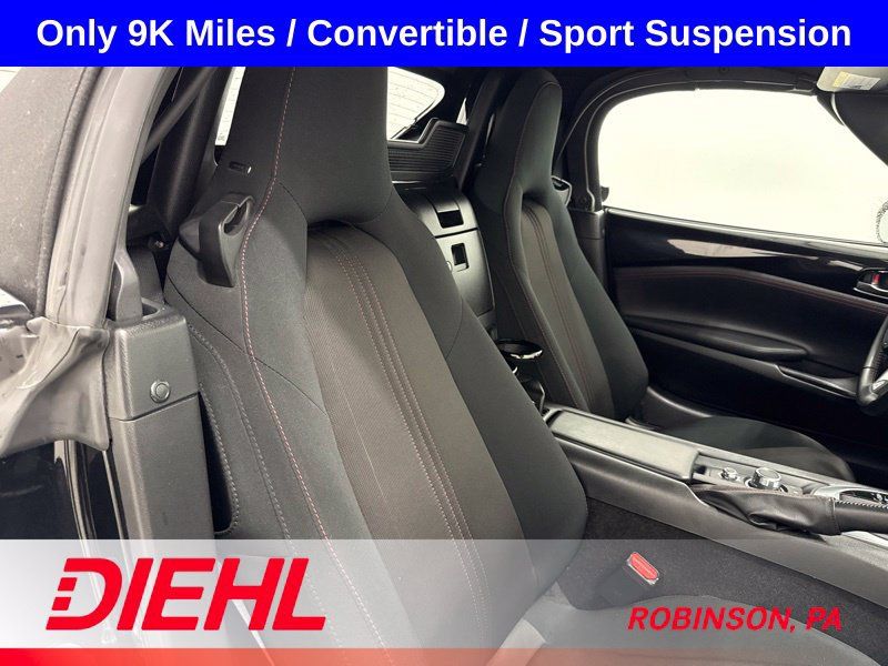 Used 2016 MAZDA MX-5 Miata Club RWD image 17
