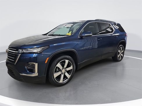 Certified 2023 Chevrolet Traverse LT w/ LT Premium Package image 12