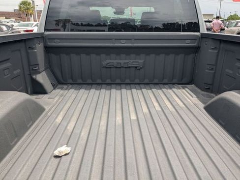 Used 2023 GMC Sierra 1500 AT4 w/ Technology Package AWD/4WD image 29