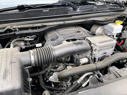 Used 2021 RAM 1500 Laramie AWD/4WD image 32