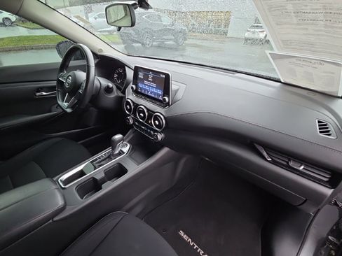 Used 2021 Nissan Sentra SV image 20