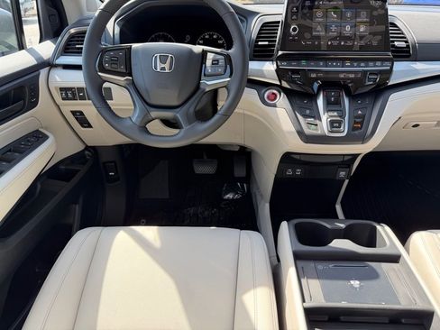 New 2026 Honda Odyssey EX-L image 10