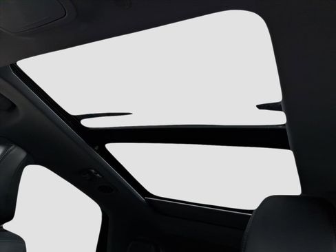 Used 2022 Ford Explorer XLT w/ Equipment Group 202A image 20