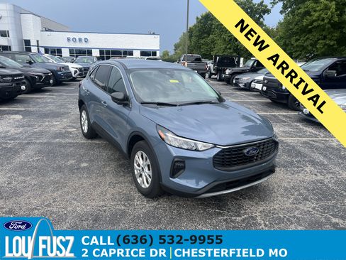 Used 2023 Ford Escape Active AWD/4WD image 1