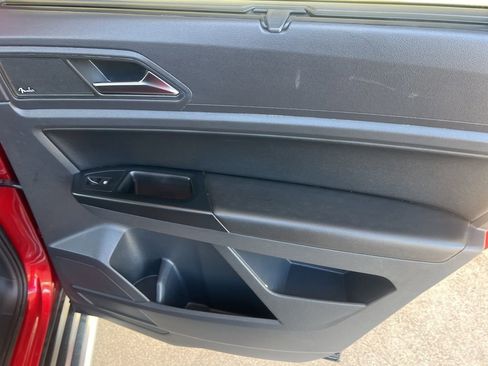 Used 2021 Volkswagen Atlas SEL Premium image 19