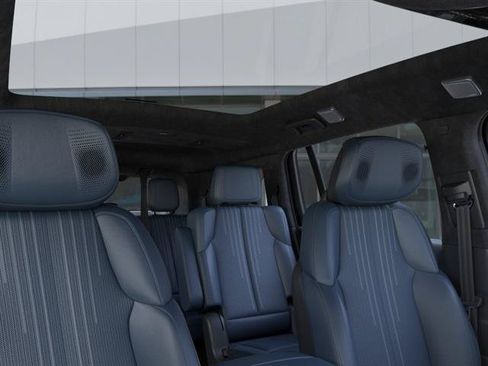 New 2025 Cadillac Escalade IQ Luxury 2 AWD/4WD image 24
