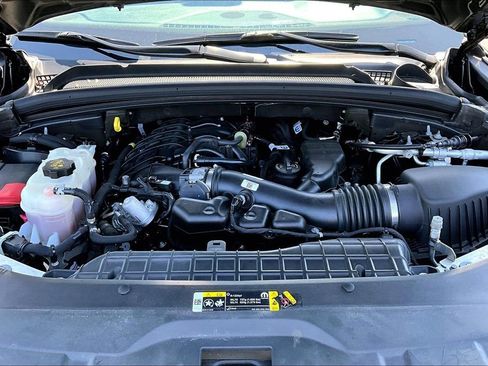 Used 2022 Jeep Grand Cherokee Laredo w/ Luxury Tech Group I image 30