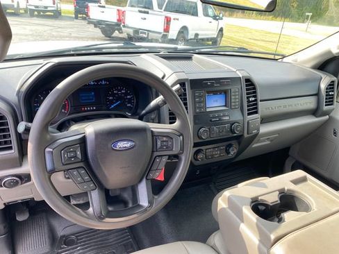 Used 2021 Ford F350 XL w/ Power Equipment Group image 21