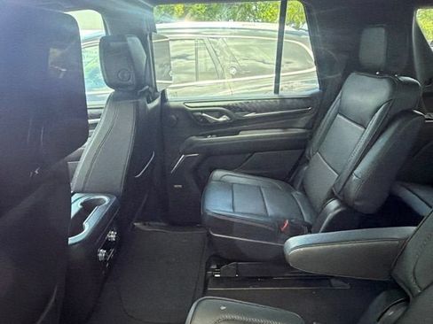 Used 2023 GMC Yukon Denali w/ Denali Reserve Package RWD image 6
