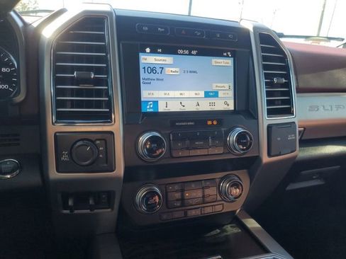 Used 2019 Ford F250 Platinum w/ Platinum Ultimate Package image 25