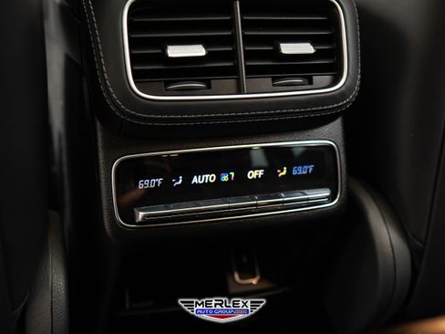 Used 2020 Mercedes-Benz GLS 580 4MATIC image 23