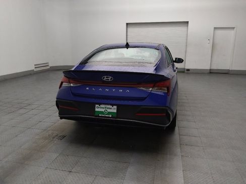 Used 2025 Hyundai Elantra Sport FWD image 7