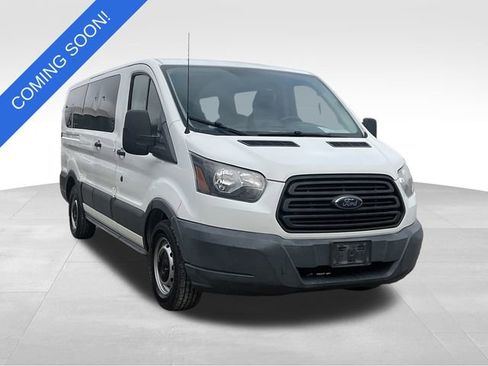 Used 2018 Ford Transit 150 XL image 1
