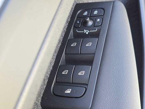 Used 2026 Volvo XC40 B5 Plus w/ Climate Package AWD/4WD image 21