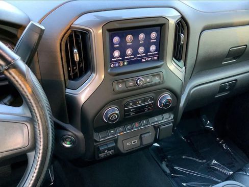 Used 2025 Chevrolet Silverado 1500 Custom Trail Boss AWD/4WD image 7