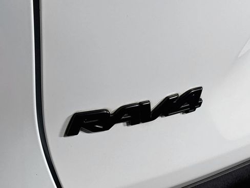 Used 2024 Toyota RAV4 XLE w/ Weather Package AWD/4WD image 23
