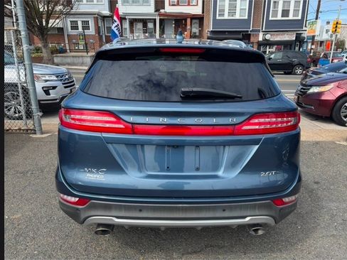 Used 2018 Lincoln MKC Premiere FWD image 4