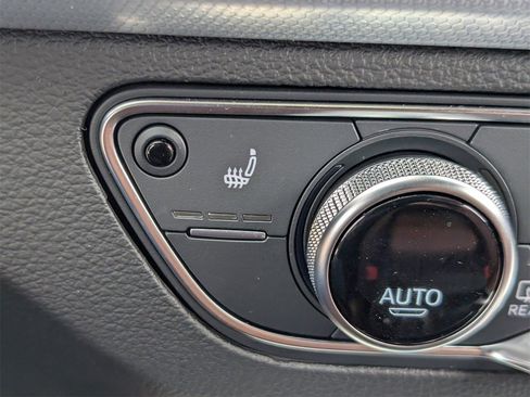 Used 2024 Audi Q5 2.0T Premium Plus w/ Premium Plus Package image 16