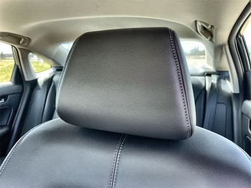 Used 2024 Honda Civic Touring image 25