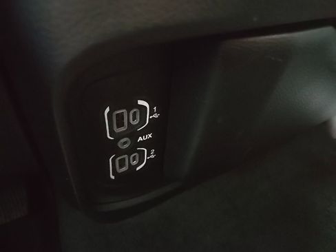Used 2022 RAM 1500 Big Horn AWD/4WD image 64