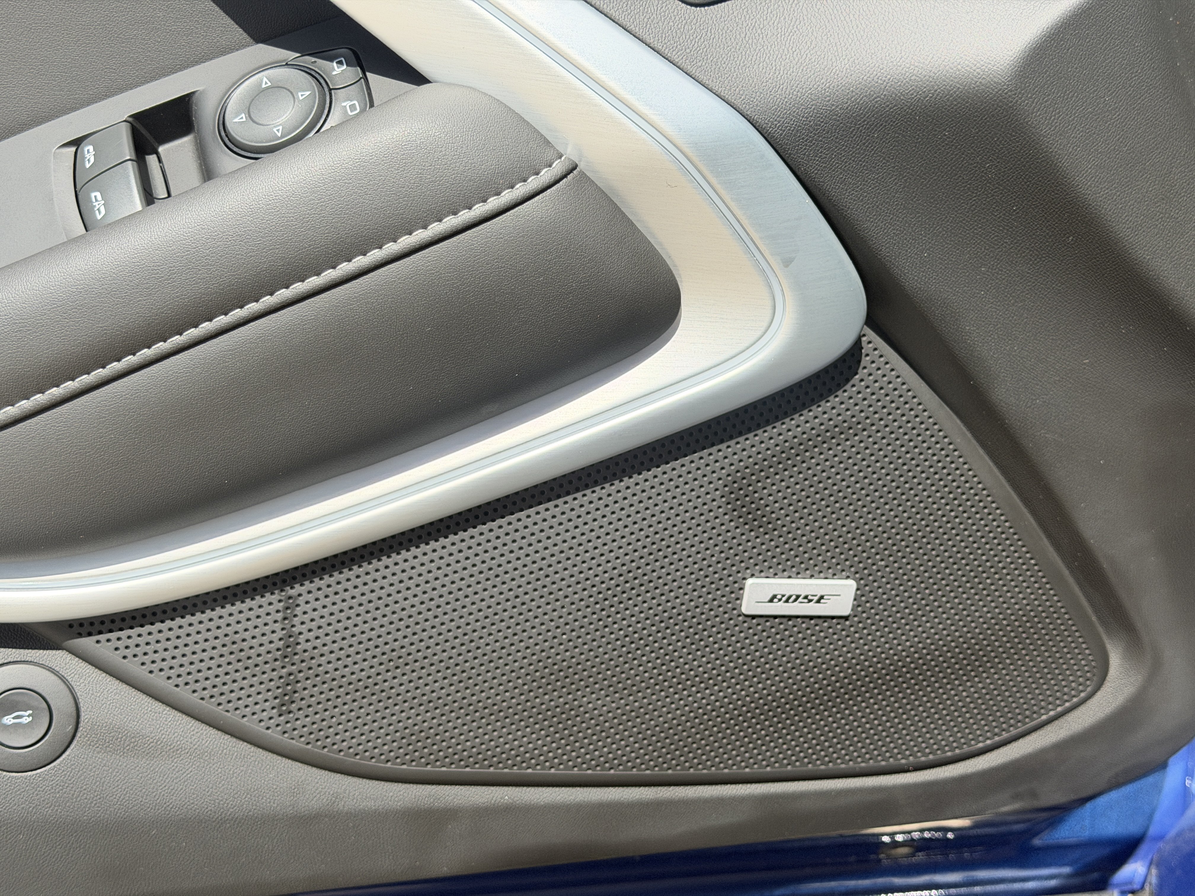 Used 2019 Chevrolet Camaro SS RWD image 16