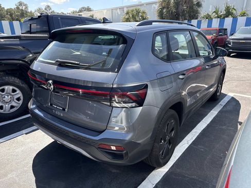 Used 2025 Volkswagen Taos S image 20