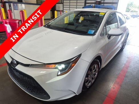 Used 2021 Toyota Corolla LE FWD image 1
