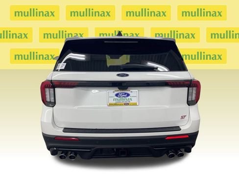 New 2025 Ford Explorer ST image 7