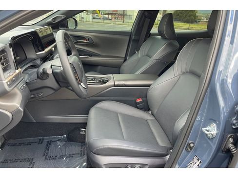 Used 2026 Toyota Crown Nightshade image 11