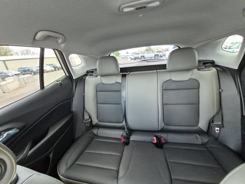 New 2026 Chevrolet Trax ACTIV FWD image 30