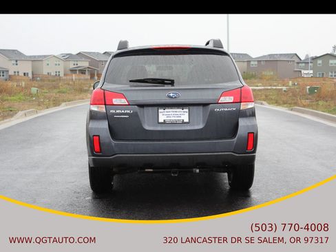 Used 2010 Subaru Outback 2.5i Premium image 4