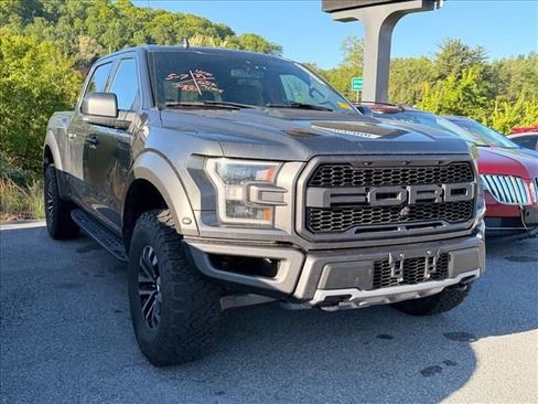 Used 2020 Ford F150 Raptor w/ Equipment Group 802A Luxury AWD/4WD image 8