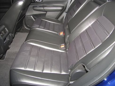 Used 2025 Honda CR-V EX-L image 12