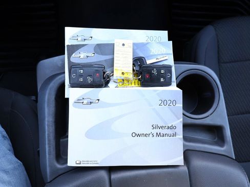 Used 2020 Chevrolet Silverado 1500 Custom w/ Custom Value Package image 28