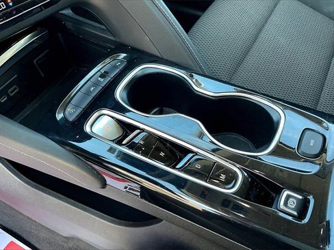 Used 2022 Buick Envision Preferred image 27