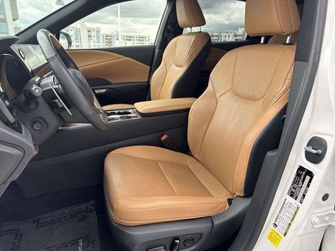 Certified 2023 Lexus RX 350 Premium Plus w/ Accessory Package (K3) image 11