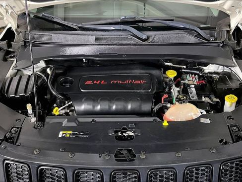 Used 2019 Jeep Compass Altitude image 13