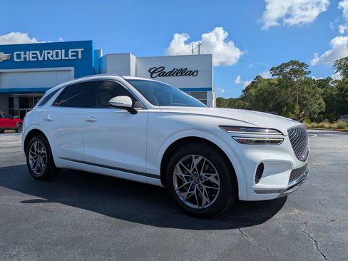 Used 2023 Genesis GV70 2.5T w/ Select Package AWD/4WD image 3