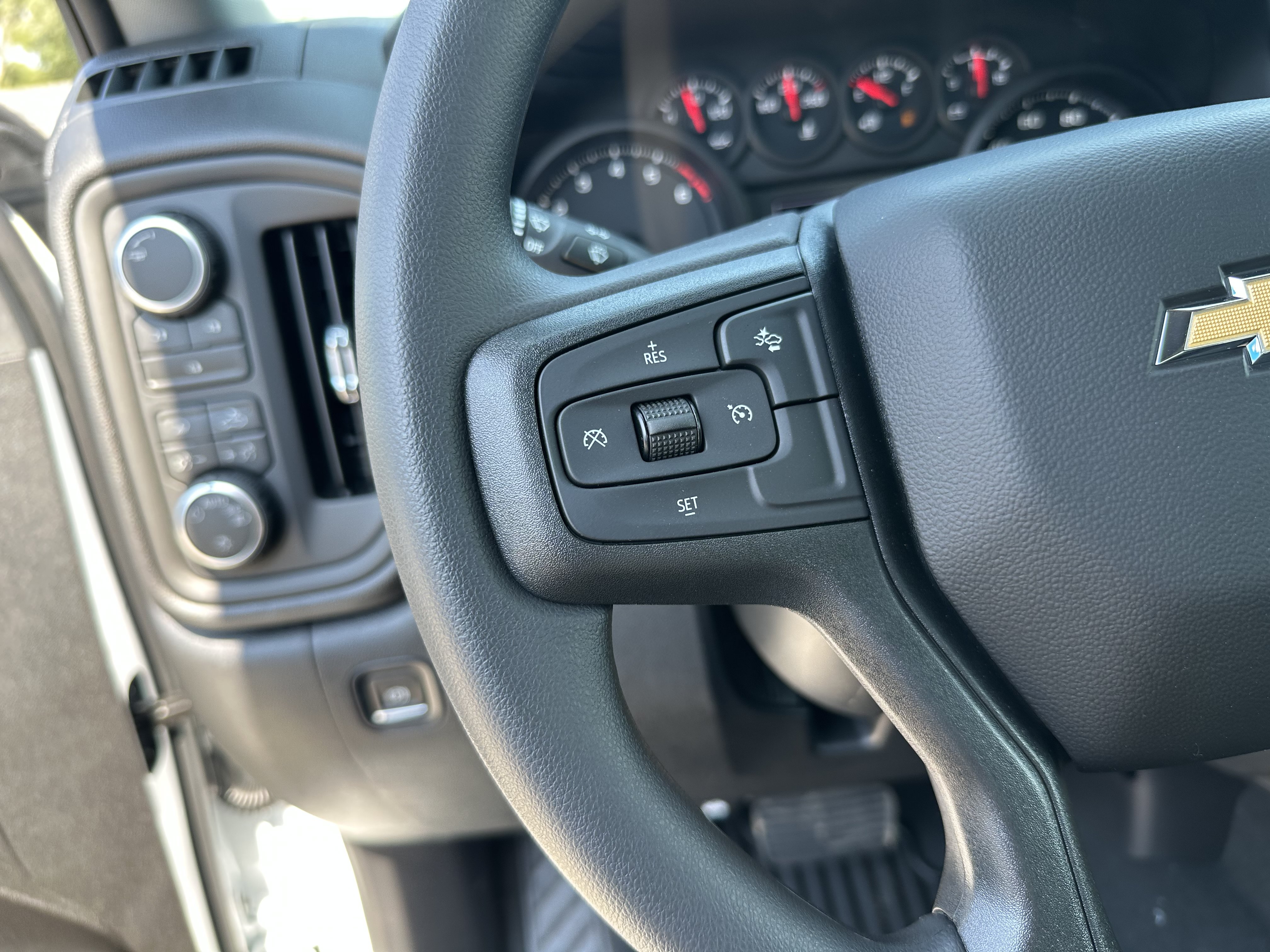 New 2026 Chevrolet Silverado 2500 Custom w/ Custom Value Package AWD/4WD image 22