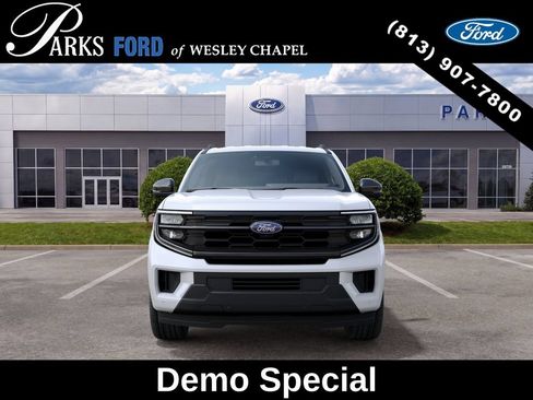 New 2027 Ford Expedition Active RWD image 3