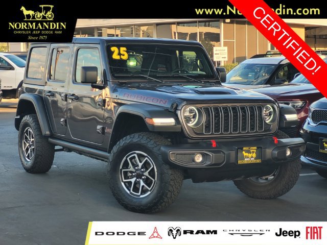 Certified 2025 Jeep Wrangler Unlimited Rubicon w/ Convenience Group AWD/4WD image 1
