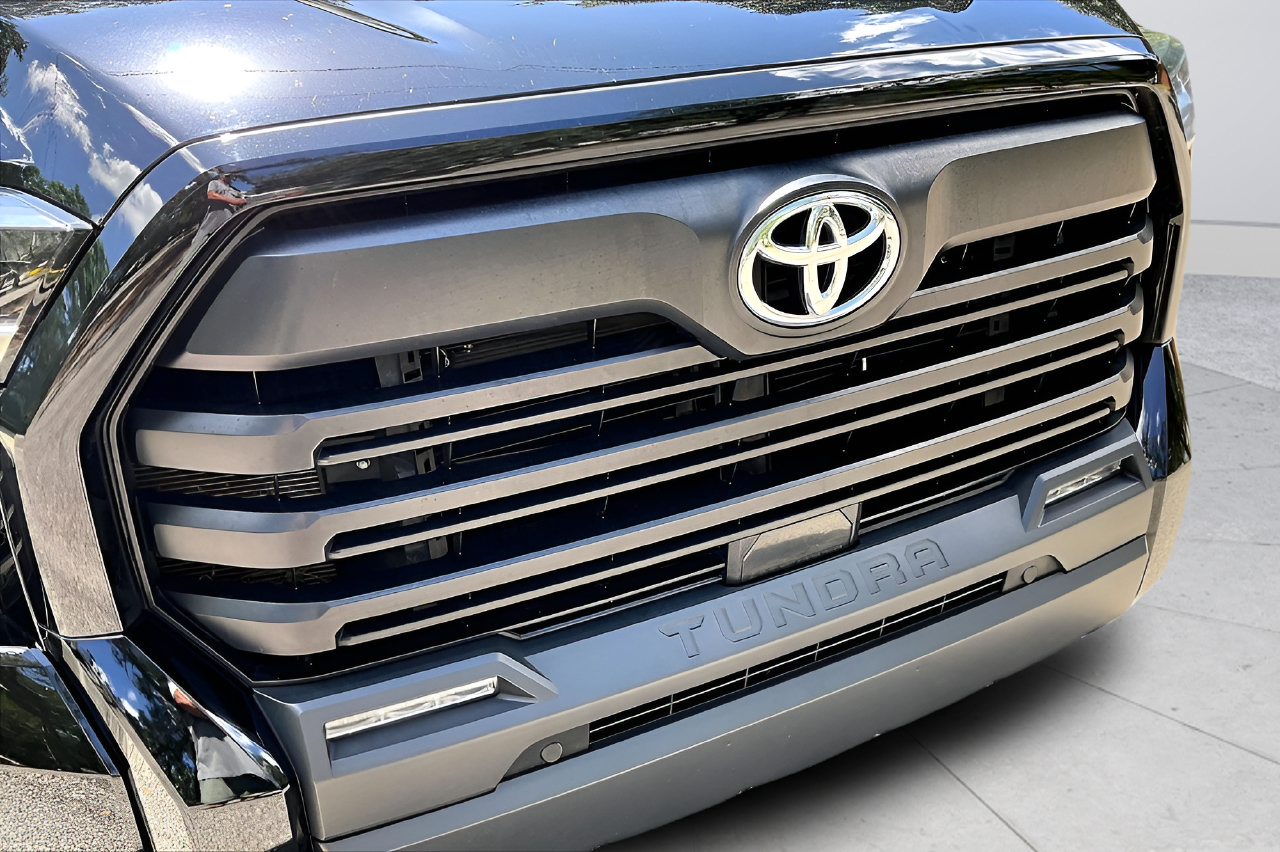 Used 2024 Toyota Tundra SR5 w/ SR5 Convenience Package AWD/4WD image 34