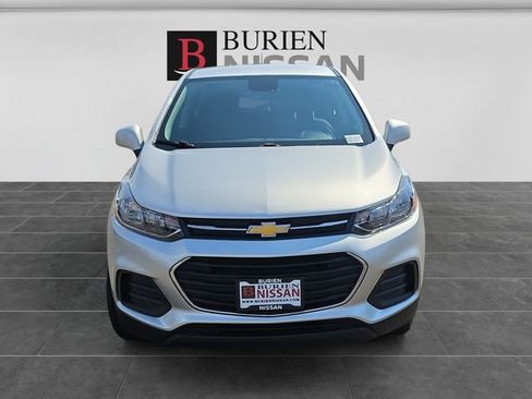 Used 2017 Chevrolet Trax LS AWD/4WD image 8